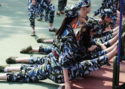 拓展訓練培訓師應具備的素質有哪些?